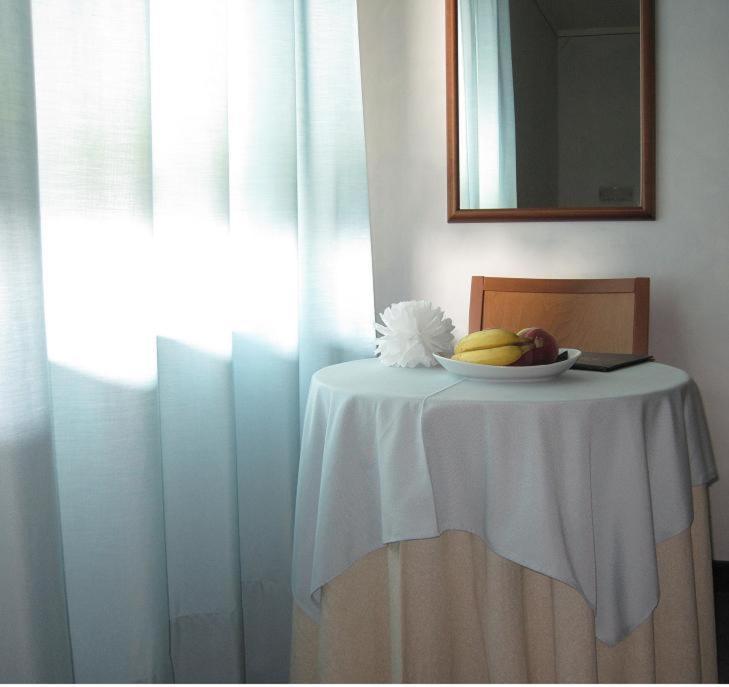 Hotel Italia Carmagnola Szoba fotó