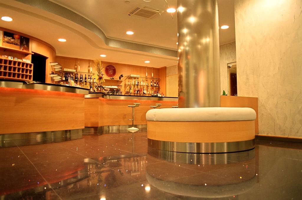 Hotel Italia Carmagnola Kültér fotó