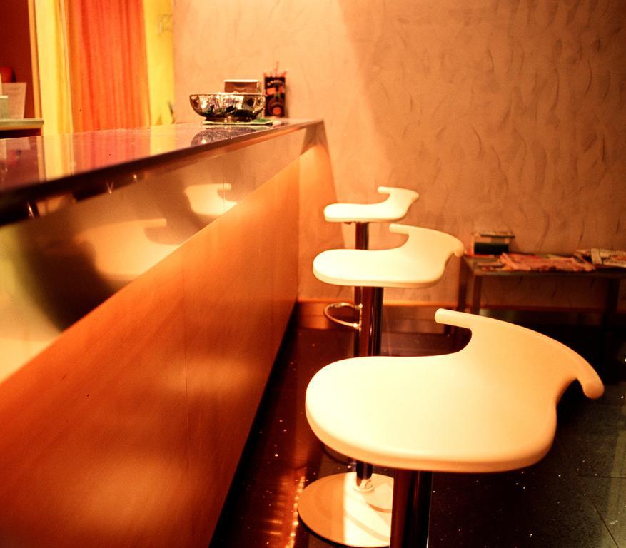 Hotel Italia Carmagnola Kültér fotó